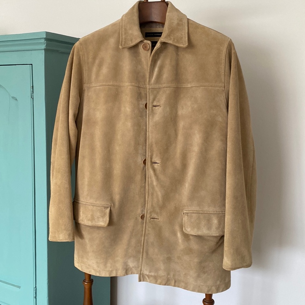 Vintage Banana Republic 100% Suede Jacket. Ready to wear. Mens Small.